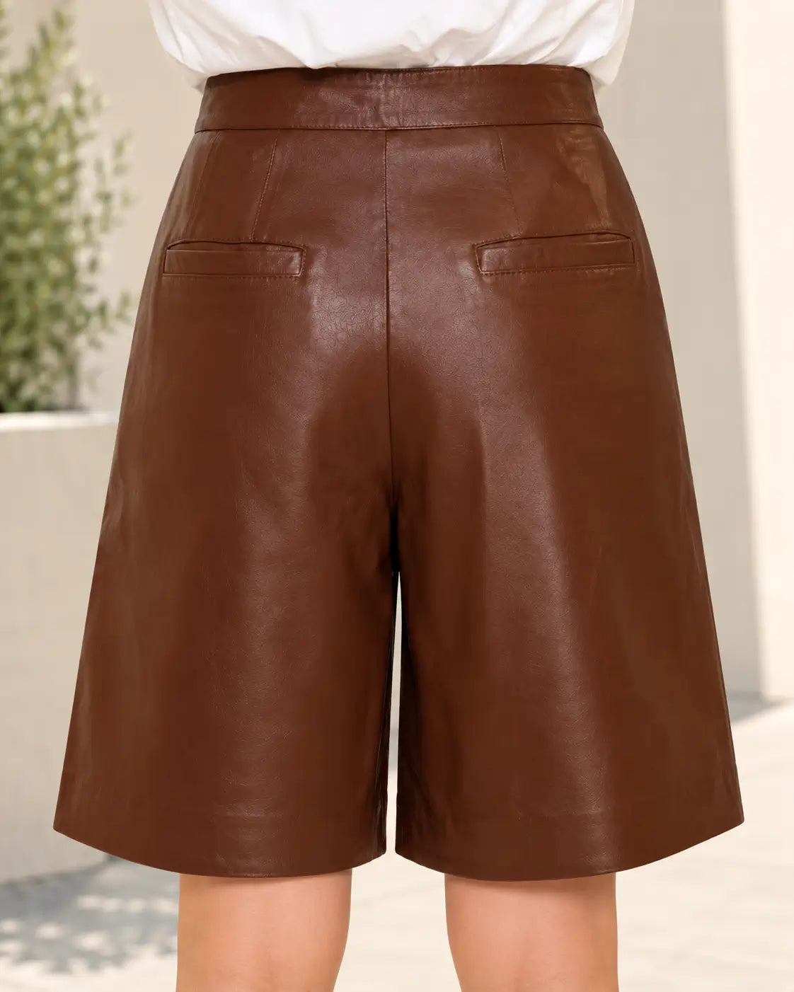 Tailored Leather Bermuda Shorts – view 4